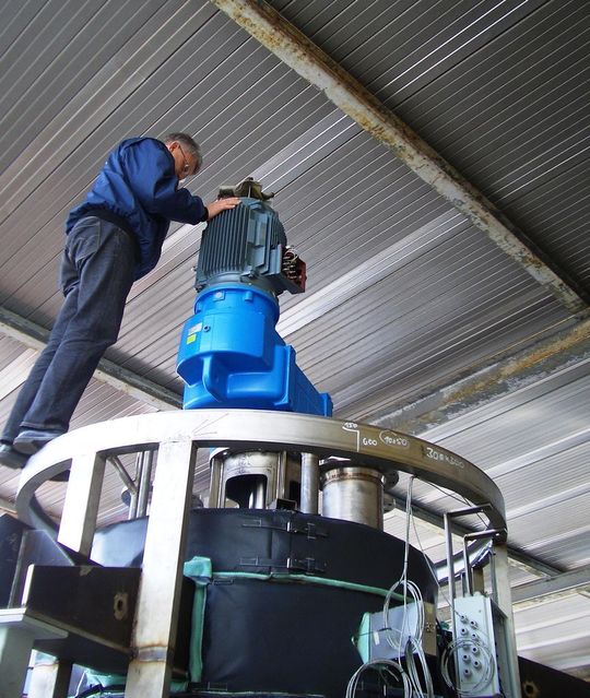 AVA presents a new high temperature recator for boron nitride polymerisation. (picture: AVA) AVA presents a new high temperature recator for boron nitride polymerisation. (picture: AVA)