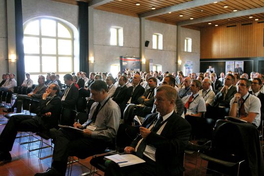 Fast 200 Fachleute aus dem Bereich der Produktion medizintechnischer Produkte interessierten sich für die von Medical Cluster und Inspire organisierte «Meet the Expert»-Veranstaltung «Medical Manufacturing». (Bild: Anne Richter) Fast 200 Fachleute aus dem Bereich der Produktion medizintechnischer Produkte interessierten sich für die von Medical Cluster und Inspire organisierte «Meet the Expert»-Veranstaltung «Medical Manufacturing». (Bild: Anne Richter)