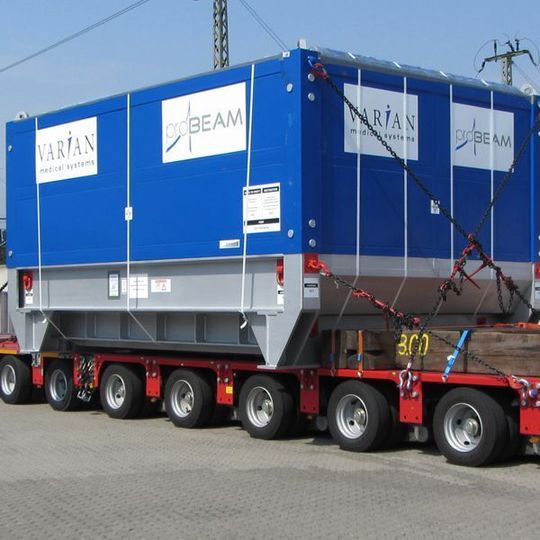 Fast 100 t wiegt das Cyclotron, das Arnold Schwerlast in rund sechs Wochen von Troisdorf nach San Diego in Kalifornien transportiert. Bild: Arnold Schwerlast Fast 100 t wiegt das Cyclotron, das Arnold Schwerlast in rund sechs Wochen von Troisdorf nach San Diego in Kalifornien transportiert. Bild: Arnold Schwerlast