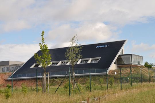 Zentrum für moderne Energie- und Gebäudetechnik der Leitec Gebäudetechnik GmbH. (Bild: Stiebel Eltron)