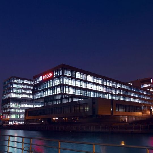 Bosch im Vereinigten Königreich vertraut seine Logistik dem Dienstleister Arvato an. Der Vertrag läuft über fünf Jahre. Bild: Bosch Bosch im Vereinigten Königreich vertraut seine Logistik dem Dienstleister Arvato an. Der Vertrag läuft über fünf Jahre. Bild: Bosch
