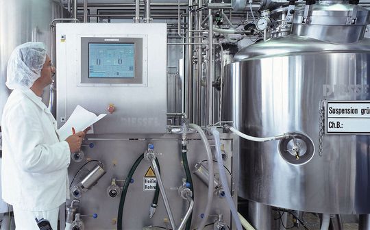 Durchgängigkeit und Transparenz - mit diesen beiden Anforderungen sehen sich Automatisierungsanbieter in der Pharmaproduktion konfrontiert. (Bild: Proleit)