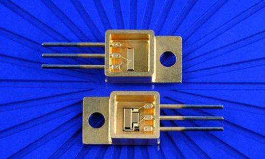 Hochwirksame Leistungselektronik ist Voraussetzung für effizient Elektrofahrzeuge (Bild: Fraunhofer IZM)