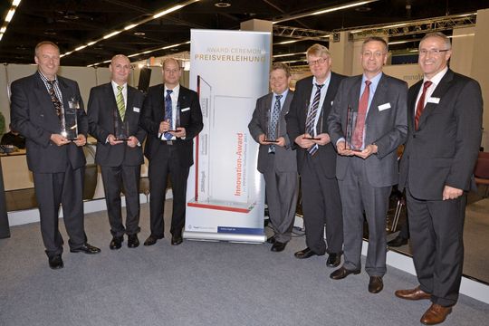 Glückliche Gesichter bei der Verleihung des Innovation Award 2011. (Bild: PROCESS) Glückliche Gesichter bei der Verleihung des Innovation Award 2011. (Bild: PROCESS)