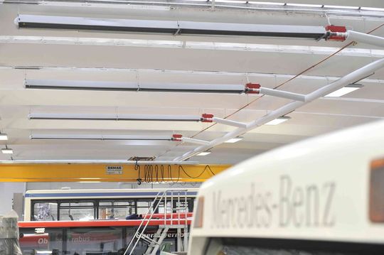 Der Entwurf zur neuen Norm DIN V 18599 sieht eine differenziertere Betrachtung von Hallenheizungen als bisher vor. (Bild: Schwank) Der Entwurf zur neuen Norm DIN V 18599 sieht eine differenziertere Betrachtung von Hallenheizungen als bisher vor. (Bild: Schwank)