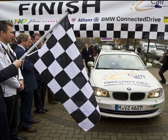 Beispiel für Cloud-Services: IBM testete Ende 2010 gemeinsam mit einem Industriekonsortium um Chiphersteller NXP ein auf Cloud Computing basierendes System für eCall - und bescheinigte dem System Marktreife. (Foto:)