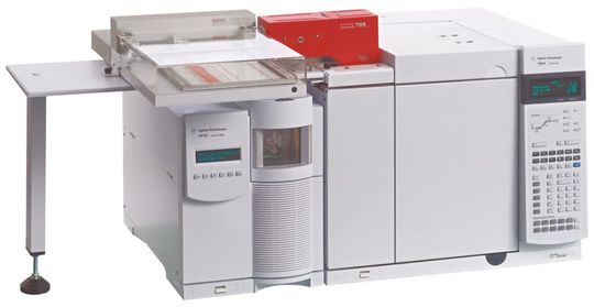 Abb.1: Das Chromatographiesystem für die Pheromonanalyse. (Bild: Gerstel) Abb.1: Das Chromatographiesystem für die Pheromonanalyse. (Bild: Gerstel)