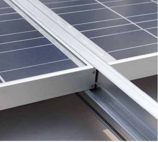 Für die Tecto-Smart-Montagesysteme gibt es jetzt 10 Jahre Garantie. (Bild: Phoenix Solar)