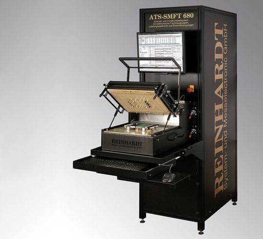 Heutzutage ist es nicht mehr notwendig, Testsysteme selbst zu bauen, weil es fertige Testsysteme zum Testen von elektronischen Flachbaugruppen mit In-Circuit-Test und Funktionstest gibt. (Bild: Reinhardt) Heutzutage ist es nicht mehr notwendig, Testsysteme selbst zu bauen, weil es fertige Testsysteme zum Testen von elektronischen Flachbaugruppen mit In-Circuit-Test und Funktionstest gibt. (Bild: Reinhardt)