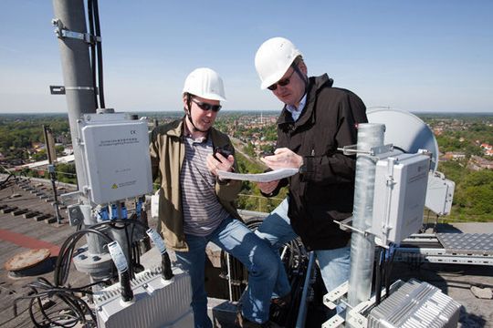 KPN und E-Plus bauen gemeinsam mit ZTE in Europa ein TDD-LTE-Netz auf KPN und E-Plus bauen gemeinsam mit ZTE in Europa ein TDD-LTE-Netz auf