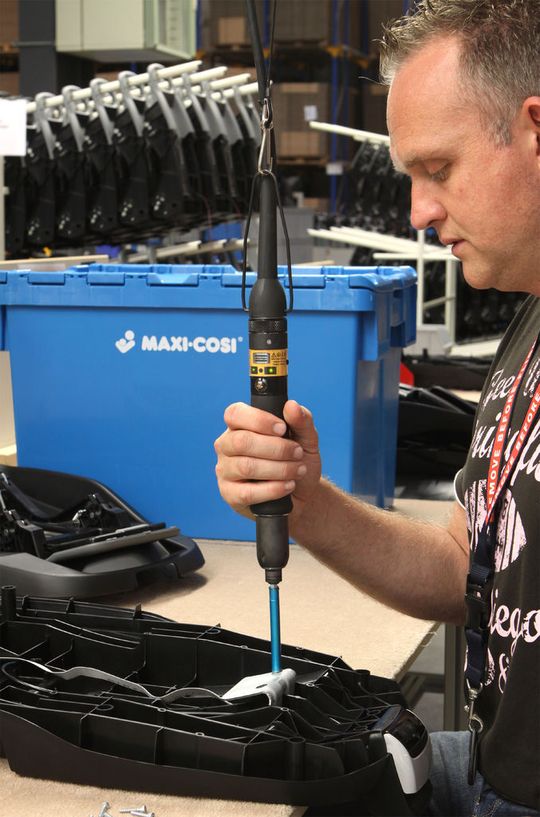 Gesteuerte Tensor-SL-Werkzeuge von Atlas Copco Tools stellen sicher, dass Ober- und Unterschale korrekt verschraubt werden. (Bild: Atlas Copco) Gesteuerte Tensor-SL-Werkzeuge von Atlas Copco Tools stellen sicher, dass Ober- und Unterschale korrekt verschraubt werden. (Bild: Atlas Copco)