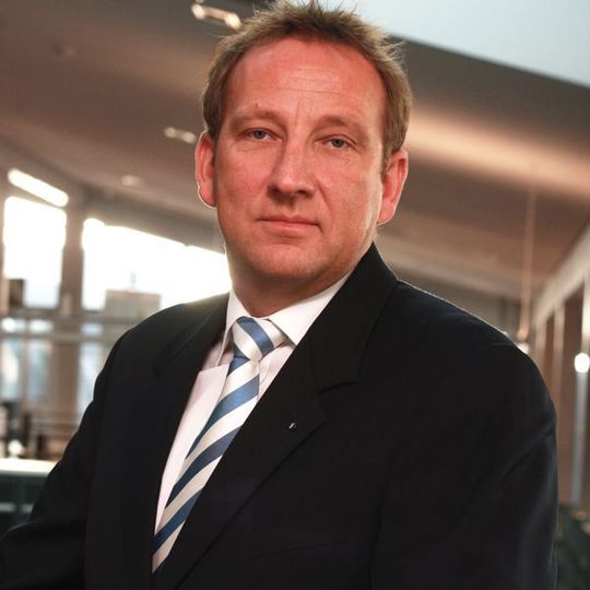 Konnte die Hellmänner schnell von sich überzeugen: Carsten Fuhlendorf wird neuer CFO bei den Niedersachsen. Bild: Hellmann Konnte die Hellmänner schnell von sich überzeugen: Carsten Fuhlendorf wird neuer CFO bei den Niedersachsen. Bild: Hellmann