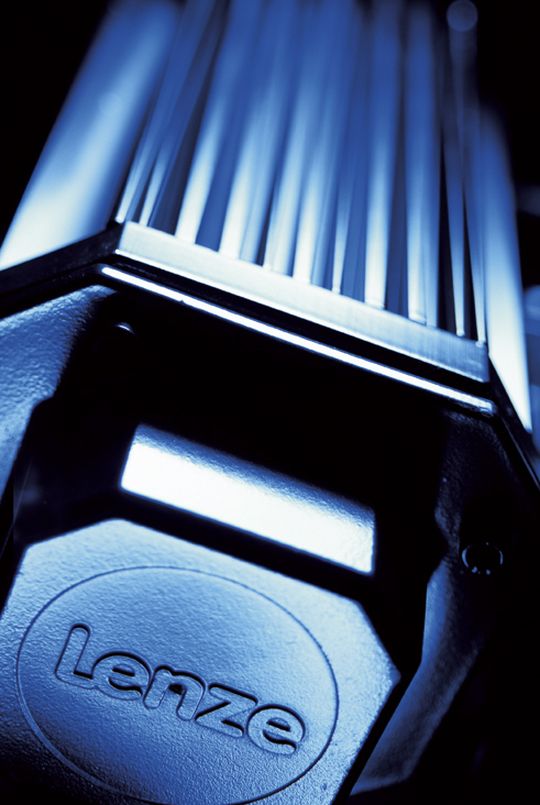 Die neue Generation der Antriebs- und Automatisierungstechnik von Lenze Bild: Lenze Die neue Generation der Antriebs- und Automatisierungstechnik von Lenze Bild: Lenze
