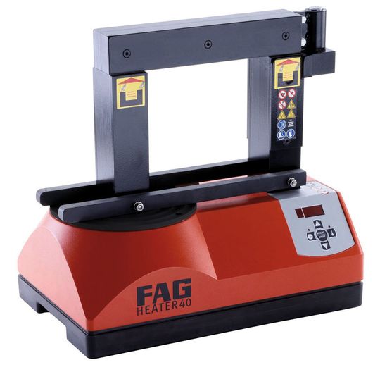 FAG Heater 1200: das größte Gerät der Serie, mit praktischem Verschiebetisch zur einfachen Positionierung des Lagers auf dem Gerät.