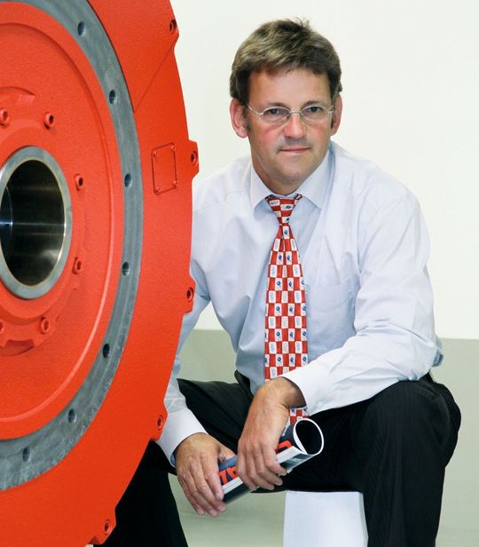 Johannes Oswald: "Torquemotoren sind in Produktivität und Energieeinsparung nahezu unschlagbar". (Bild: Oswald Werke) Johannes Oswald: "Torquemotoren sind in Produktivität und Energieeinsparung nahezu unschlagbar". (Bild: Oswald Werke)