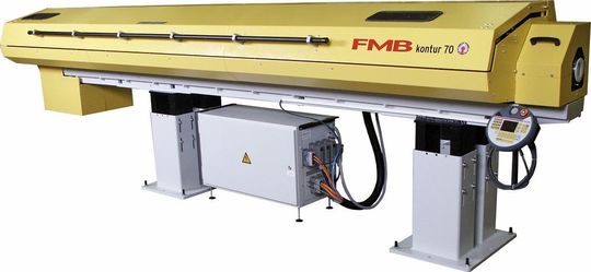 Das automatische Lademagazin FMB Kontur 70 versorgt CNC-Drehmaschinen mit beliebig konturiertem Stangenmaterial. (Bild: FMB) Das automatische Lademagazin FMB Kontur 70 versorgt CNC-Drehmaschinen mit beliebig konturiertem Stangenmaterial. (Bild: FMB)
