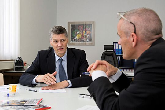 Michael Hauser a accepté de répondre aux questions précises de Matthias Böhm, rédacteur en chef du SMM. (Image: Thomas Entzeroth) Michael Hauser a accepté de répondre aux questions précises de Matthias Böhm, rédacteur en chef du SMM. (Image: Thomas Entzeroth)