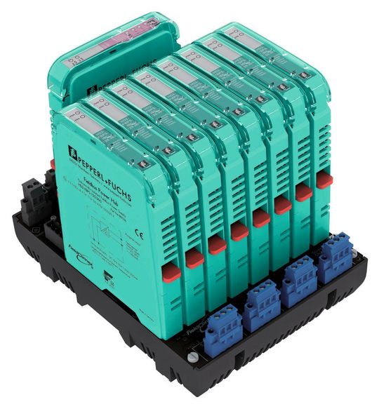 Fieldconnex fieldbus power supply: intrinsically safe, and with the redundancy of power supply modules, this power supply combines high availability with the safest protection methods. (Picture: Pepperl+Fuchs) Fieldconnex fieldbus power supply: intrinsically safe, and with the redundancy of power supply modules, this power supply combines high availability with the safest protection methods. (Picture: Pepperl+Fuchs)