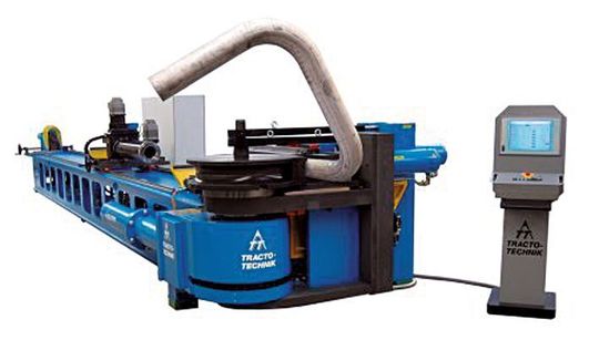 Der Tubotron 170 ist die derzeit leistungsstärkste CNC-Rohrbiegemaschine von Tracto-Technik. (Bild: Tracto-Technik) Der Tubotron 170 ist die derzeit leistungsstärkste CNC-Rohrbiegemaschine von Tracto-Technik. (Bild: Tracto-Technik)