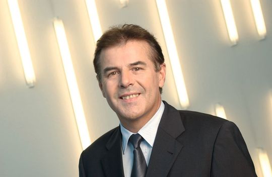 Hans-Georg Kumpfmüller, Leiter Sensors & Communications bei Siemens und Chairman der FDI Cooperation: „Die Technologie wird für einfache, aber auch komplexe Feldgeräte geeignet und kompatibel zu bereits installierten Geräten sein.“ (Bild: FDI Cooperation) Hans-Georg Kumpfmüller, Leiter Sensors & Communications bei Siemens und Chairman der FDI Cooperation: „Die Technologie wird für einfache, aber auch komplexe Feldgeräte geeignet und kompatibel zu bereits installierten Geräten sein.“ (Bild: FDI Cooperation)