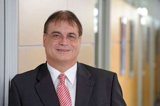 „Wir erwarten, dass die Metav wichtige Kunden anzieht und konkrete Projekte anstößt oder beschleunigt”, sagt Lothar Horn, Vorsitzender des VDMA-Fachverbands Präzisionswerkzeuge. (Bild: Horn) „Wir erwarten, dass die Metav wichtige Kunden anzieht und konkrete Projekte anstößt oder beschleunigt”, sagt Lothar Horn, Vorsitzender des VDMA-Fachverbands Präzisionswerkzeuge. (Bild: Horn)