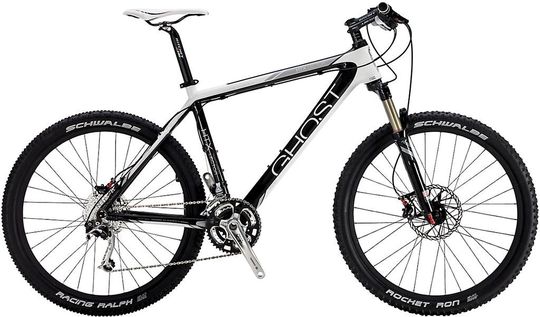 Grundlage für die geplante Optimierung des CFK-Rahmens waren bei diesem Mountainbike Strukturberechnungen und Versagensanalysen am Computermodell. (Bild: Ghost-Bikes)