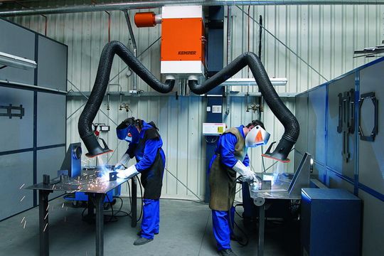 Absaug- und Filteranlagen zum Schutz vor Schweißrauch liefert Kemper jetzt verstärkt nach Russland. (Bild: Kemper) Absaug- und Filteranlagen zum Schutz vor Schweißrauch liefert Kemper jetzt verstärkt nach Russland. (Bild: Kemper)