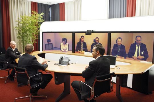 Wer im B2B-Vertrieb die Entscheidunsgprozesse auf der Gegenseite vorausdenken kann, hat die Nase vorn. (Bild: obs/BT Germany) Wer im B2B-Vertrieb die Entscheidunsgprozesse auf der Gegenseite vorausdenken kann, hat die Nase vorn. (Bild: obs/BT Germany)