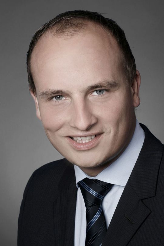 Sei dem 1. Januar 2012 ist Dr.-Ing. Georg Ullmann koordinierender Geschäftsführer des IPH. (Bild: IPH) Sei dem 1. Januar 2012 ist Dr.-Ing. Georg Ullmann koordinierender Geschäftsführer des IPH. (Bild: IPH)