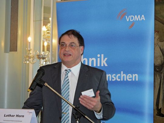 Lothar Horn, Vorsitzender des VDMA-Fachverbands Präzisionswerkzeuge, blickte für die Branche zuversichtlich in das laufende Jahr. (Bild: Kroh) Lothar Horn, Vorsitzender des VDMA-Fachverbands Präzisionswerkzeuge, blickte für die Branche zuversichtlich in das laufende Jahr. (Bild: Kroh)