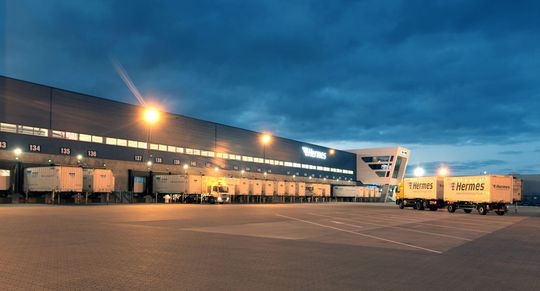 In dem neuen Hub am Flughafen Hannover werden pro Jahr mehr als 40 Mio. Sendungen verarbeitet - das sind rund 334 Sendungen pro Minute. (Bild: Beumer) In dem neuen Hub am Flughafen Hannover werden pro Jahr mehr als 40 Mio. Sendungen verarbeitet - das sind rund 334 Sendungen pro Minute. (Bild: Beumer)