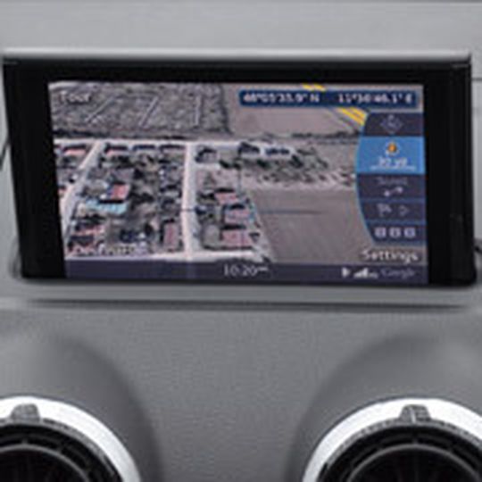 Der VW-Konzern arbeitet bei Infotainment-Systemen künftig mit einem Modul-Baukasten. Der VW-Konzern arbeitet bei Infotainment-Systemen künftig mit einem Modul-Baukasten.