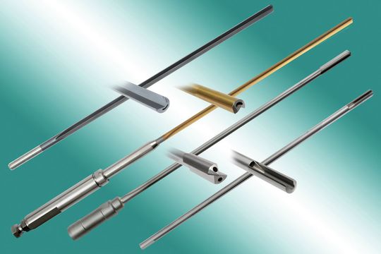 Bild 1: Die High-Speed-Einlippenbohrer aus Vollhartmetall eignen sich für tiefe Bohrungen bei kleinem Durchmesser. (Bild: TBT) Bild 1: Die High-Speed-Einlippenbohrer aus Vollhartmetall eignen sich für tiefe Bohrungen bei kleinem Durchmesser. (Bild: TBT)