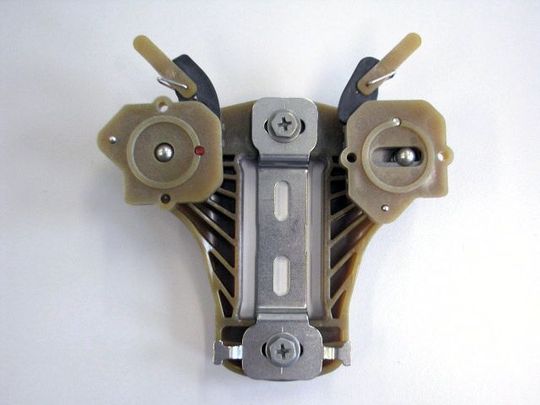 Kunststoff-Metall-Kombination