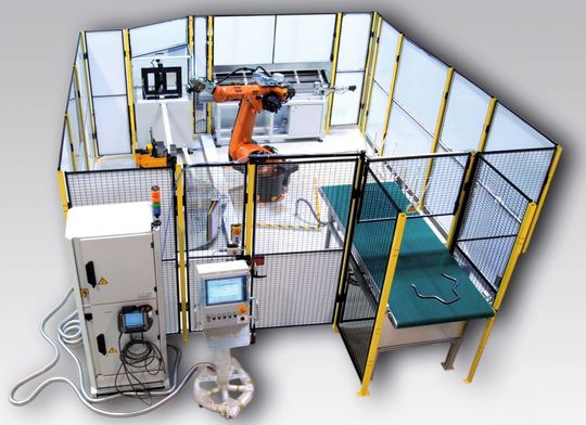 Das Fertigungssystem Twister übernimmt das Biegen fertig montierter Rohre und ermöglicht somit einen reibungslosen Produktionsablauf im Gesamtprozess. (Bild: Rosenberger) Das Fertigungssystem Twister übernimmt das Biegen fertig montierter Rohre und ermöglicht somit einen reibungslosen Produktionsablauf im Gesamtprozess. (Bild: Rosenberger)