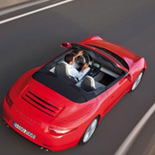 Im März geht der Porsche 911 als Cabrio an den Start. Im März geht der Porsche 911 als Cabrio an den Start.