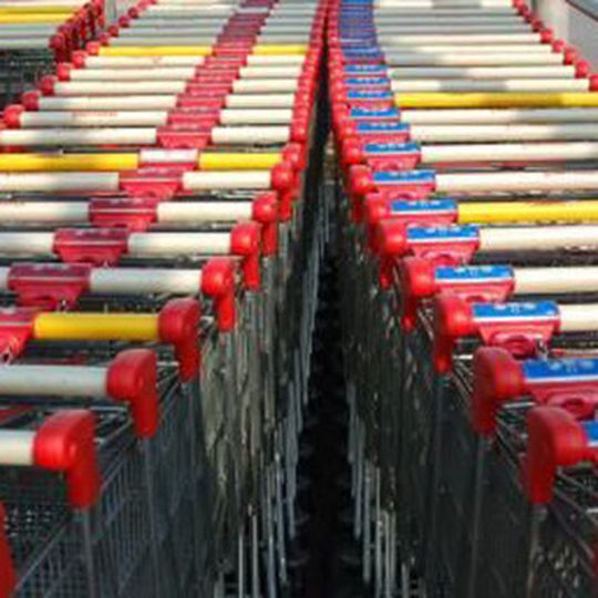 Damit die Einkaufswagen immer voll sind. Lidl baut im Magnapark in Mittelhessen ein neues Regionallager und ein Zentrallager für seine Nonfood-Artikel. (Bild: KHV24/pixelio.de) Damit die Einkaufswagen immer voll sind. Lidl baut im Magnapark in Mittelhessen ein neues Regionallager und ein Zentrallager für seine Nonfood-Artikel. (Bild: KHV24/pixelio.de)