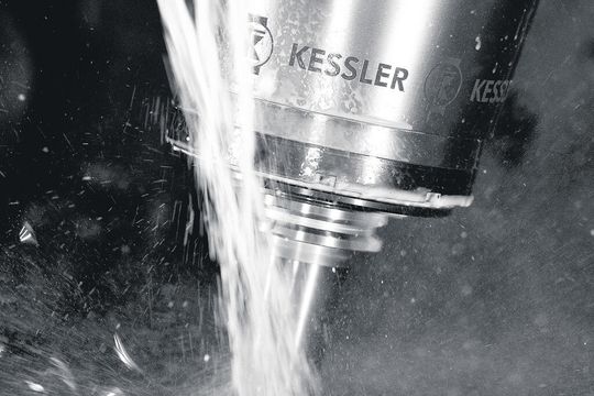 Der Energieaufwand bei der Maschinenbenutzung hängt stark vom Aufbau des Spindelmotors und der Konzeption der Stromspeisung der Antriebe ab. Bild: Franz Kessler Der Energieaufwand bei der Maschinenbenutzung hängt stark vom Aufbau des Spindelmotors und der Konzeption der Stromspeisung der Antriebe ab. Bild: Franz Kessler
