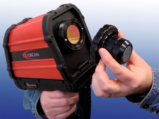 Messköpfe des Exoscan FTIR-Spektrometers können in Sekunden gewechselt werden. (Bild: Polytec) Messköpfe des Exoscan FTIR-Spektrometers können in Sekunden gewechselt werden. (Bild: Polytec)