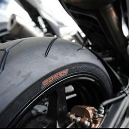 Der Diablo Rosso Corsa ist der sportlichste Straßenreifen von Pirelli. Der Diablo Rosso Corsa ist der sportlichste Straßenreifen von Pirelli.
