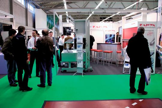 Nicht zuletzt schuf das angenehme Ausstellungsklima gute Kontaktmöglichkeiten. (Bild: easyFairs) Nicht zuletzt schuf das angenehme Ausstellungsklima gute Kontaktmöglichkeiten. (Bild: easyFairs)