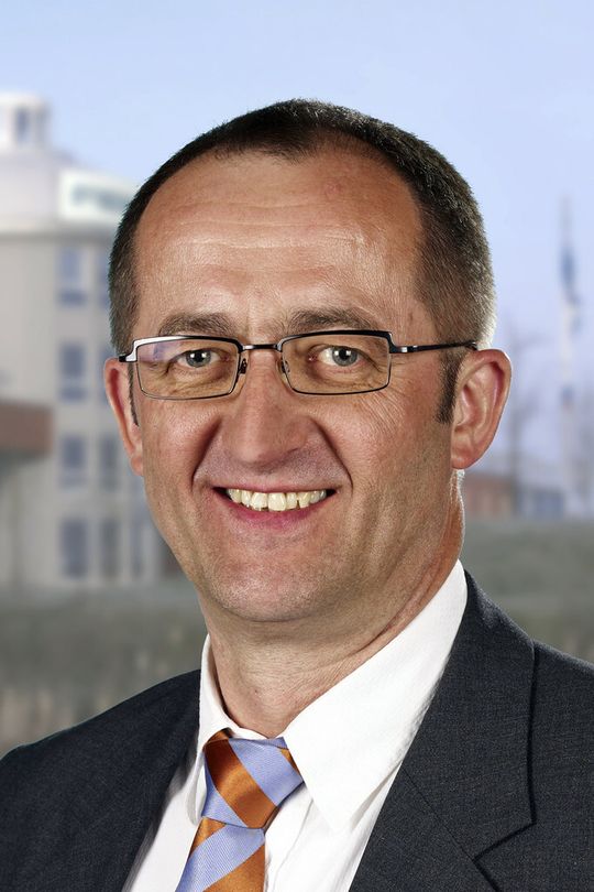 Lorenz Kölle ist Verkaufsleiter Distribution bei Fibox Deutschland. (Fibox)