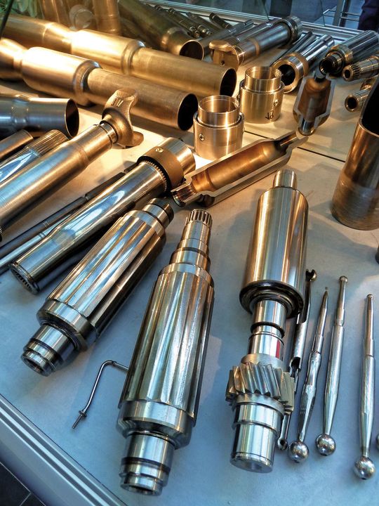 Automobile Leichtbauteile lassen sich durch Axialformen und Rundkneten prozesssicher und effizient herstellen. (Bild: Kuhn) Automobile Leichtbauteile lassen sich durch Axialformen und Rundkneten prozesssicher und effizient herstellen. (Bild: Kuhn)