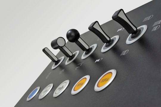 Der Kippschalter K von Schaltbau hat den iF product design award gewonnen. (Foto: Tricon) Der Kippschalter K von Schaltbau hat den iF product design award gewonnen. (Foto: Tricon)