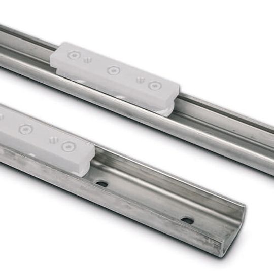 Ab sofort verfügbar; Rollenführungsschienen von Novonox. (Bild: Novonox)