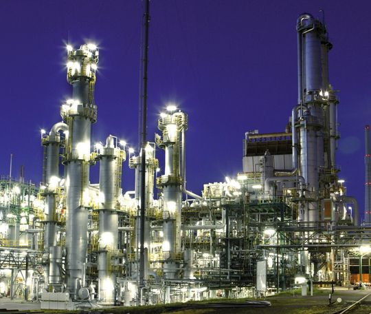 Die Anlagenbetreiber am Evonik-Standort in Marl profitieren bereits von strategischen Partnerschaften. (Bild: Evonik) Die Anlagenbetreiber am Evonik-Standort in Marl profitieren bereits von strategischen Partnerschaften. (Bild: Evonik)