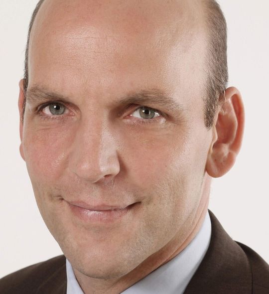 Prof. Dr. Benjamin List vom Max-Planck-Instituts für Kohlenforschung in Mülheim wird für seine Arbeiten auf dem Gebiet der Organokatalyse mit dem Otto-Bayer-Preis 2012 ausgezeichnet. (Bild: Bayer AG) Prof. Dr. Benjamin List vom Max-Planck-Instituts für Kohlenforschung in Mülheim wird für seine Arbeiten auf dem Gebiet der Organokatalyse mit dem Otto-Bayer-Preis 2012 ausgezeichnet. (Bild: Bayer AG)