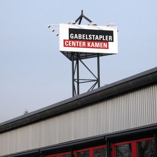 Gabelstapler-Center Kamen ist hierzulande eines der größten Flurförderzeug-Handelsunternehmen und zählt seit Anfang 2011 zur Händlerorganisation von Cesab in Deutschland. (Bild: Irrgang) Gabelstapler-Center Kamen ist hierzulande eines der größten Flurförderzeug-Handelsunternehmen und zählt seit Anfang 2011 zur Händlerorganisation von Cesab in Deutschland. (Bild: Irrgang)