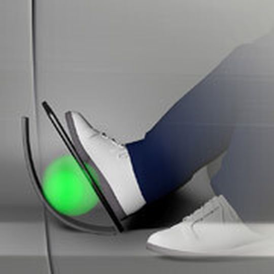 Mercedes-System: Um Sprit zu sparen, wird der Fahrer sanft bevormundet. (Foto: Mercedes)