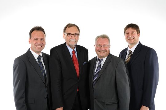 Verwaltungsrat der Estech Gruppe: l.n.r: Daniel Hacksteiner, Ernst Sager, Daniel Stutz und Lars Wiese. (Bild: Estech) Verwaltungsrat der Estech Gruppe: l.n.r: Daniel Hacksteiner, Ernst Sager, Daniel Stutz und Lars Wiese. (Bild: Estech)